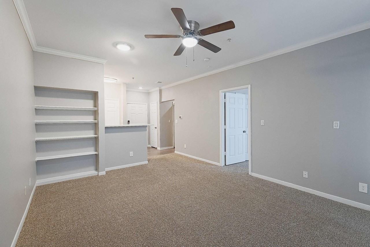 The Club at Stablechase - Photo 6 of 50