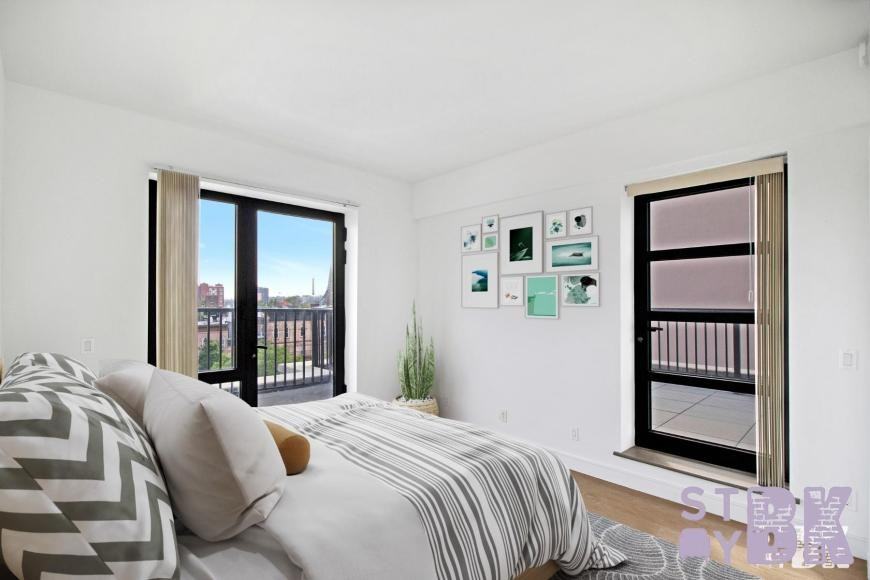 194 21st Street - Photo 5 of 10