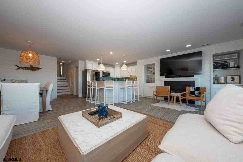 616 Pleasure Ave #616 - Photo 5 of 26