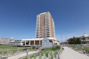 5200 Boardwalk #5B - Photo 1 of 1