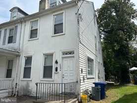 208 Garden St - Photo 1 of 1