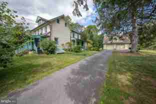903 W King Rd - Photo 1 of 1