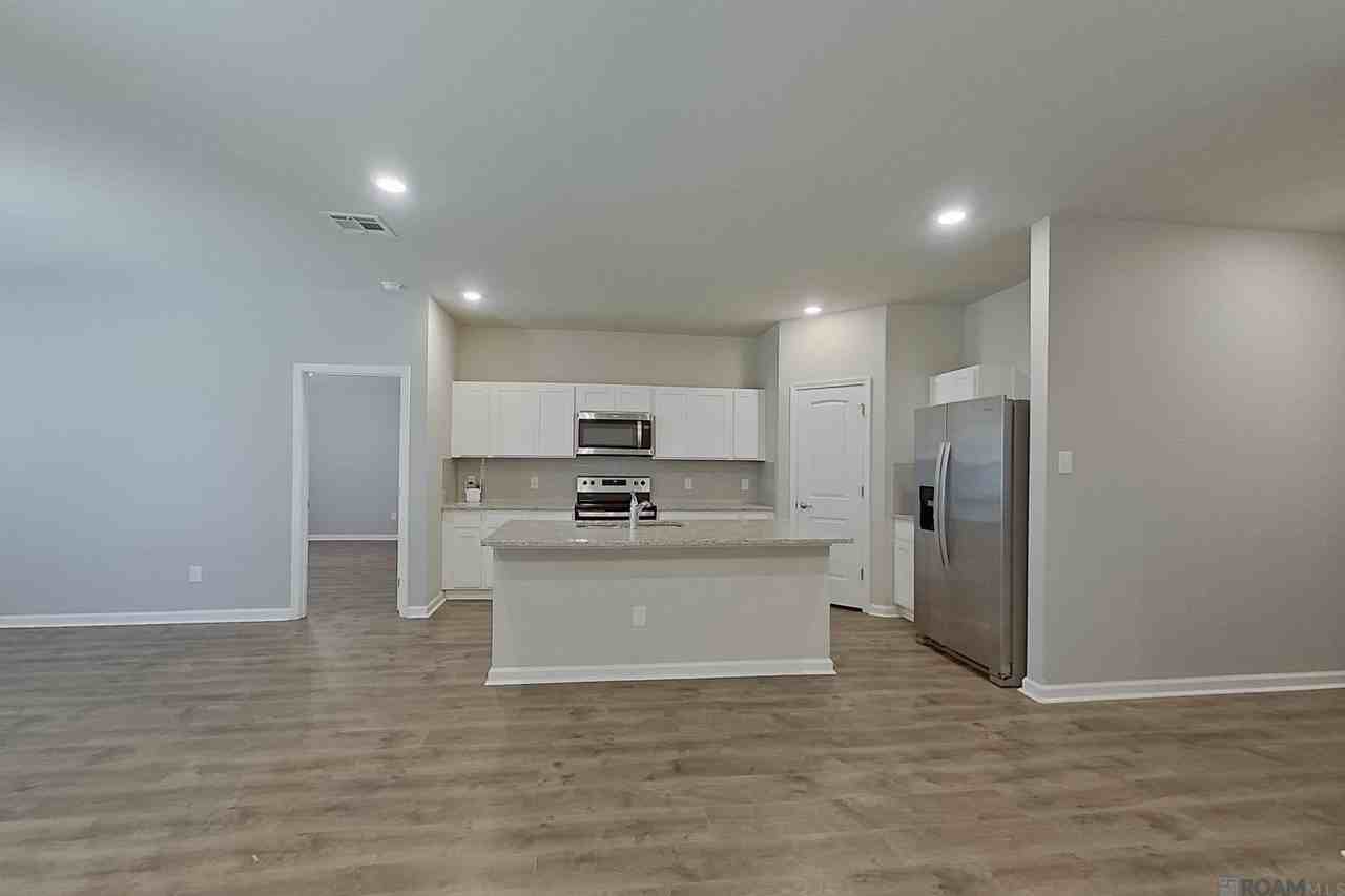 110 Yardley Court - Photo 4 of 20