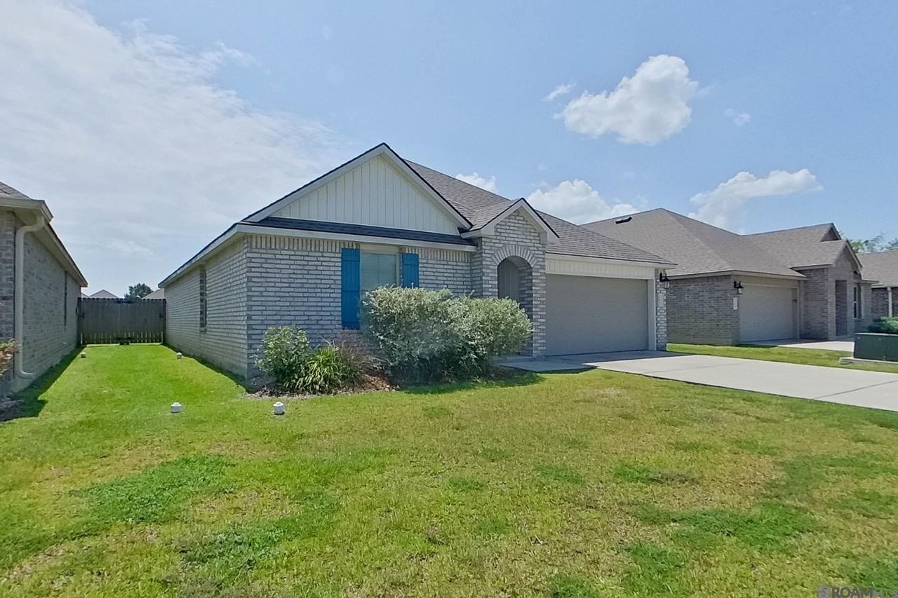 104 Orthello Court - Photo 2 of 22