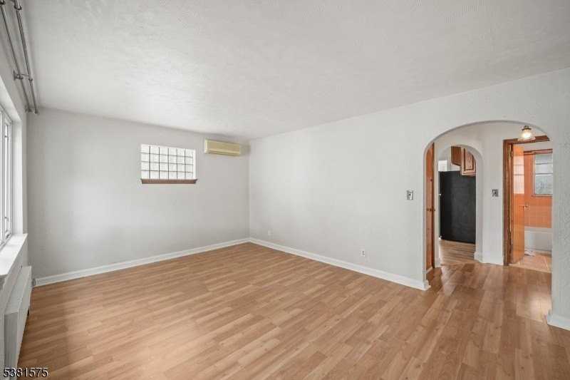 377 Hazel St - Photo 4 of 20