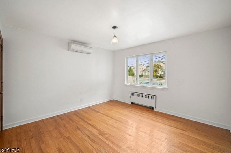 377 Hazel St - Photo 6 of 20