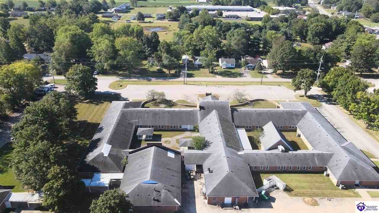 80 Phillips Ln - Photo 3 of 13