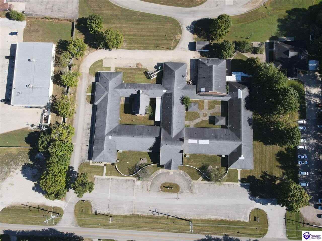 80 Phillips Ln - Photo 7 of 13