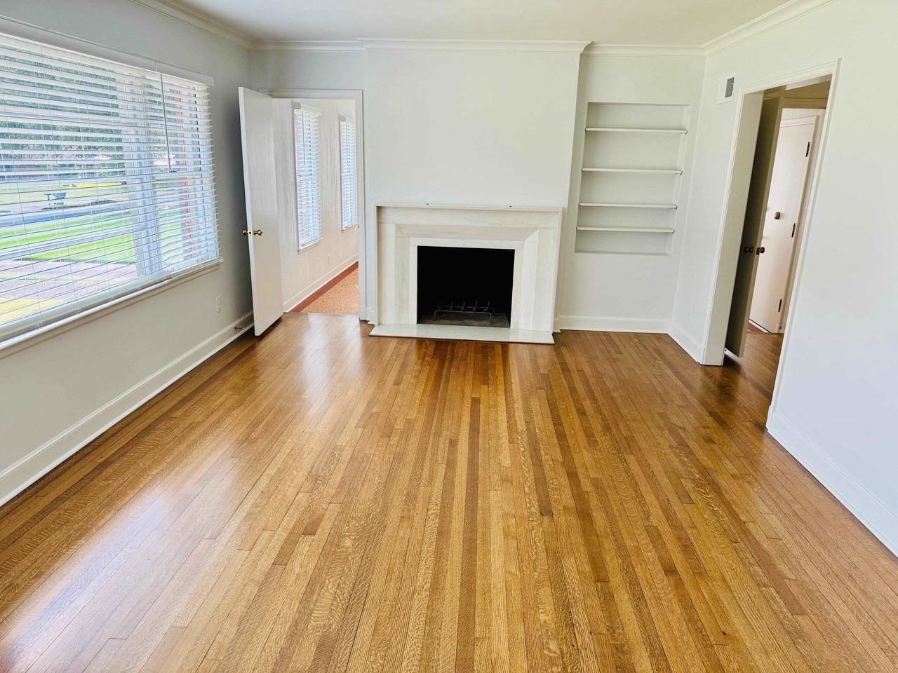 5208 Gwynne Rd - Photo 7 of 23