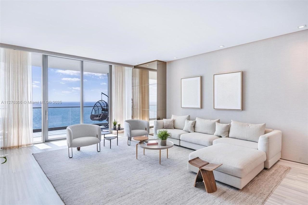 18975 Collins Ave #3802 - Photo 4 of 29