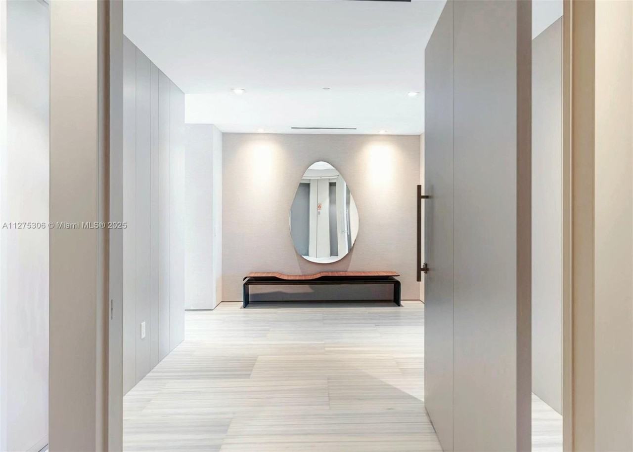 18975 Collins Ave #3802 - Photo 7 of 29