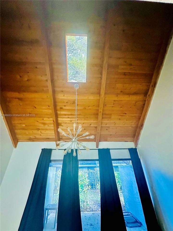 33 Deer Creek Rd #D103 - Photo 5 of 28