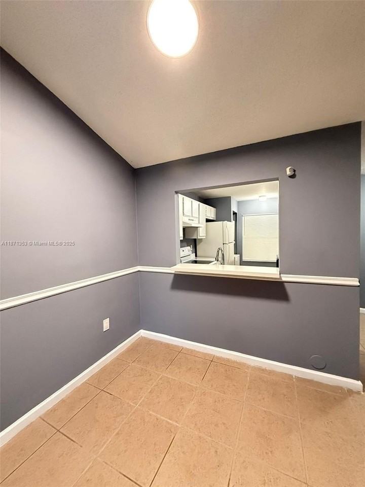 4057 Nw 90th Ave #4057 - Photo 3 of 13