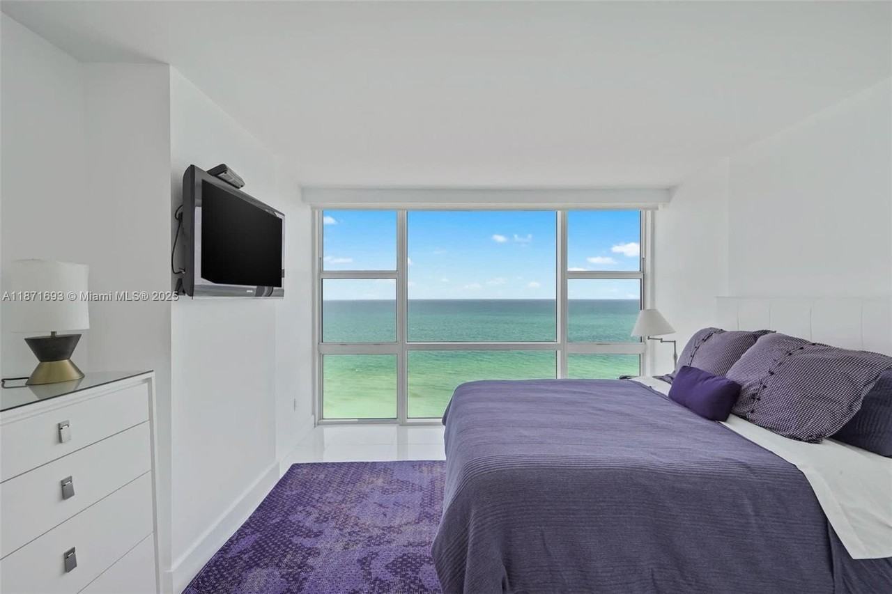 6801 Collins Ave #1204-1217 - Photo 7 of 44