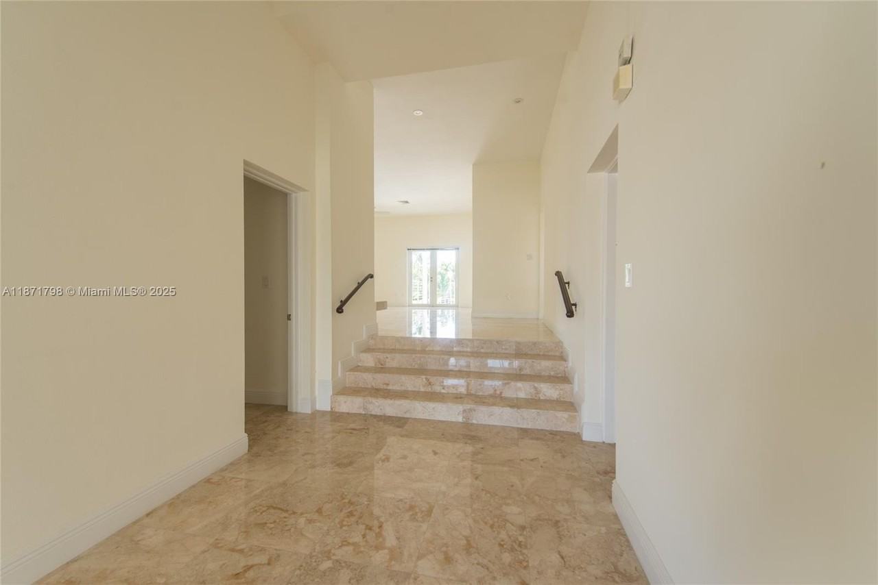 13001 Nevada St - Photo 3 of 15