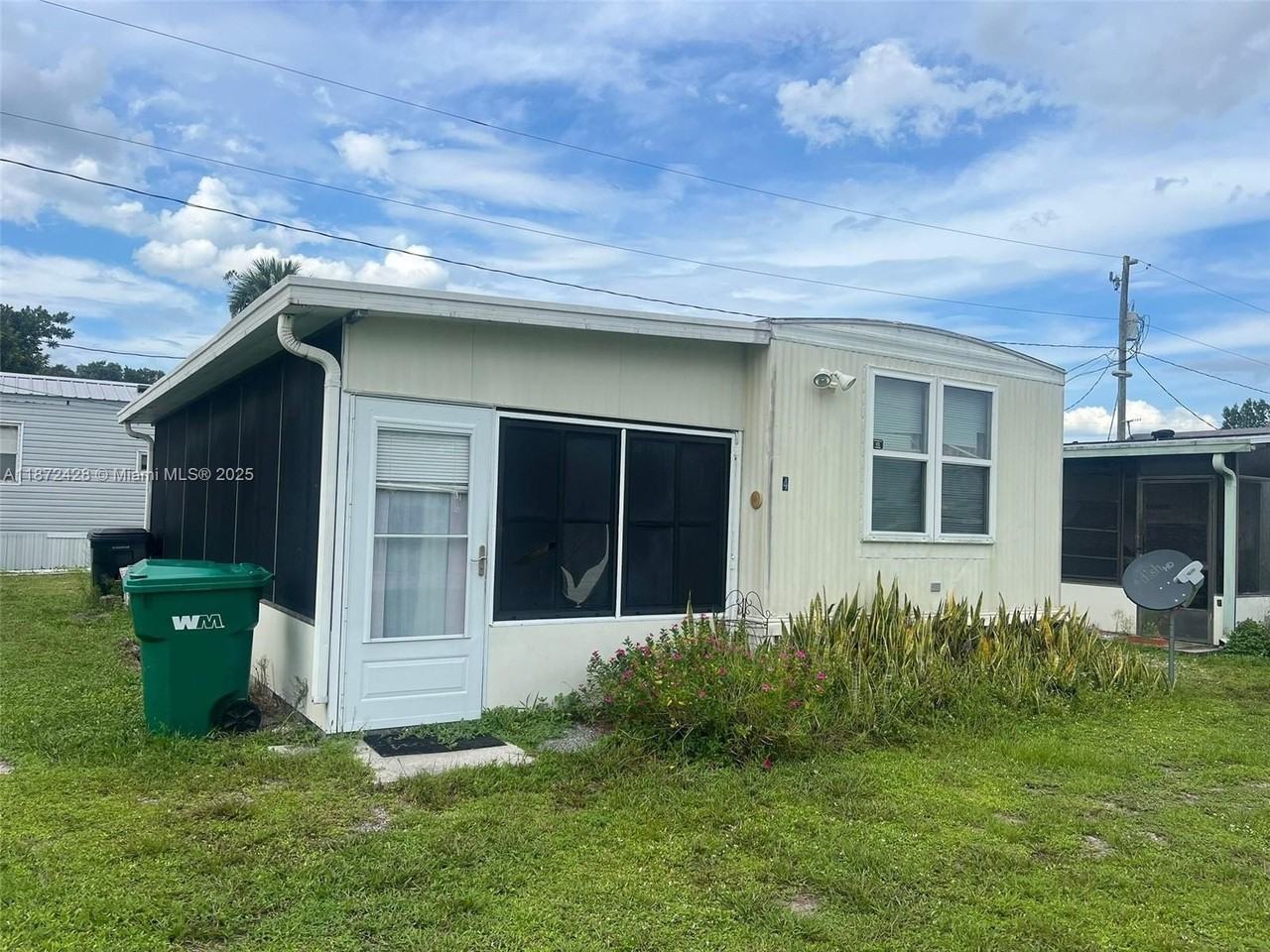 14725 Nw 1st Pkwy #RV4 - Photo 2 of 11