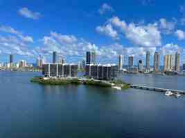 featured image of 3201 Ne 183rd St #2202