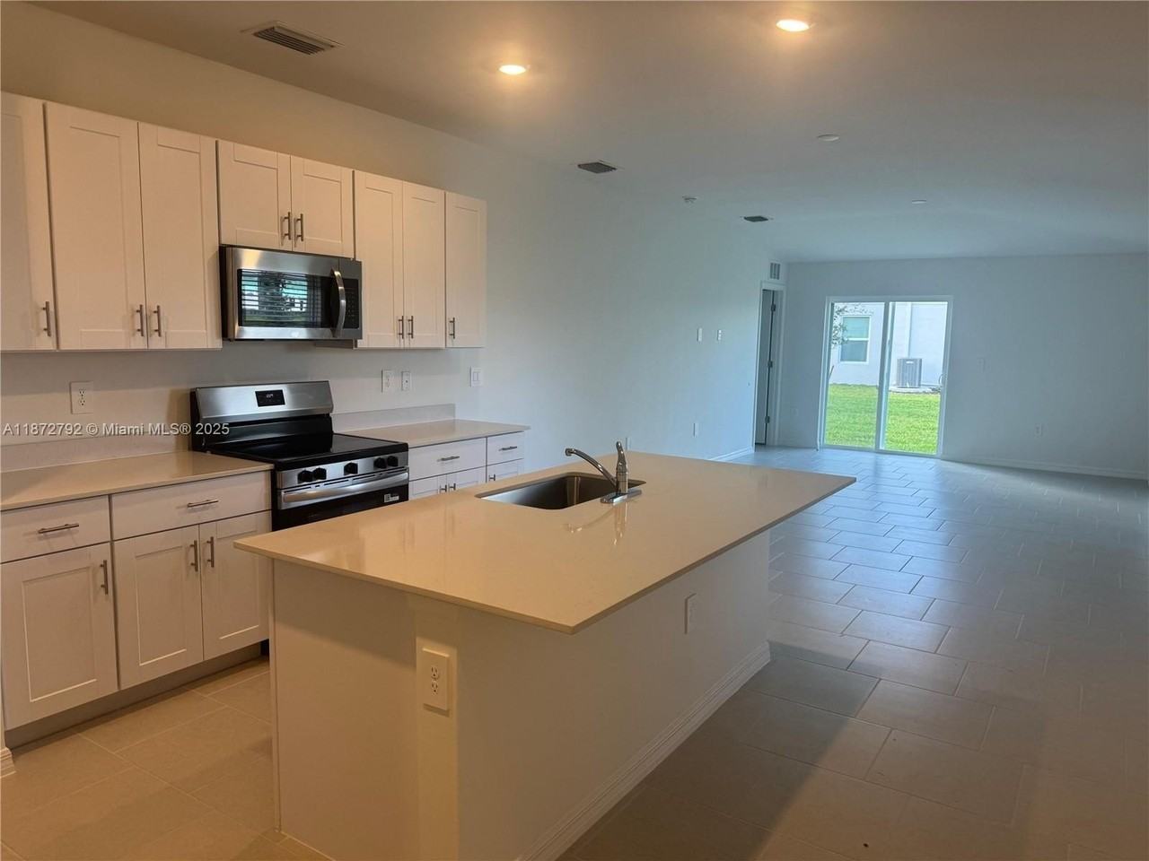 4106 4106 Lattuca Ln North Fort Myers, #4106 - Photo 2 of 13