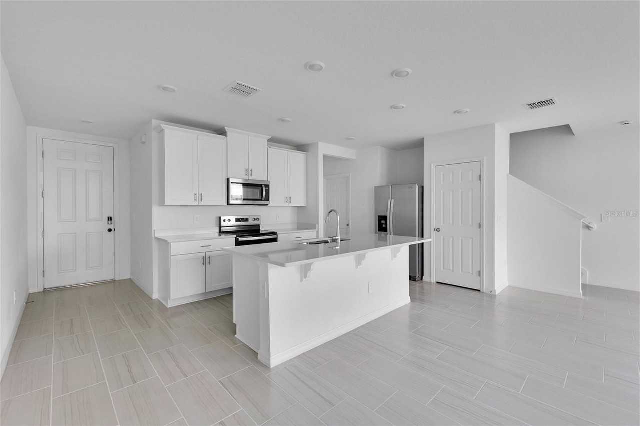 4367 Ranch House Rd - Photo 5 of 29