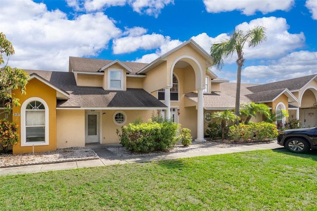 3135 Enclave Ct - Photo 3 of 22