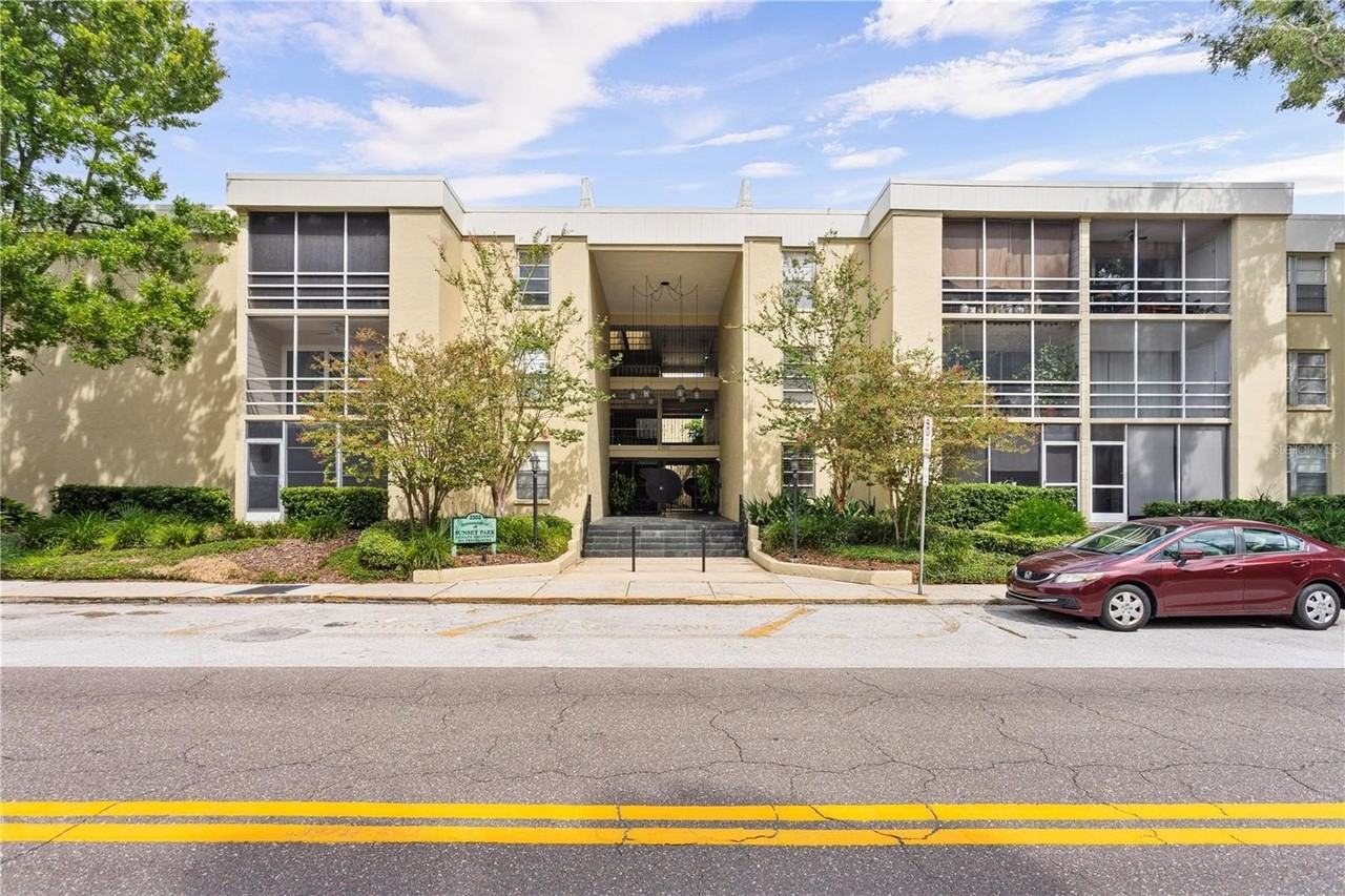 2302 S Manhattan Ave #115 - Photo 2 of 31