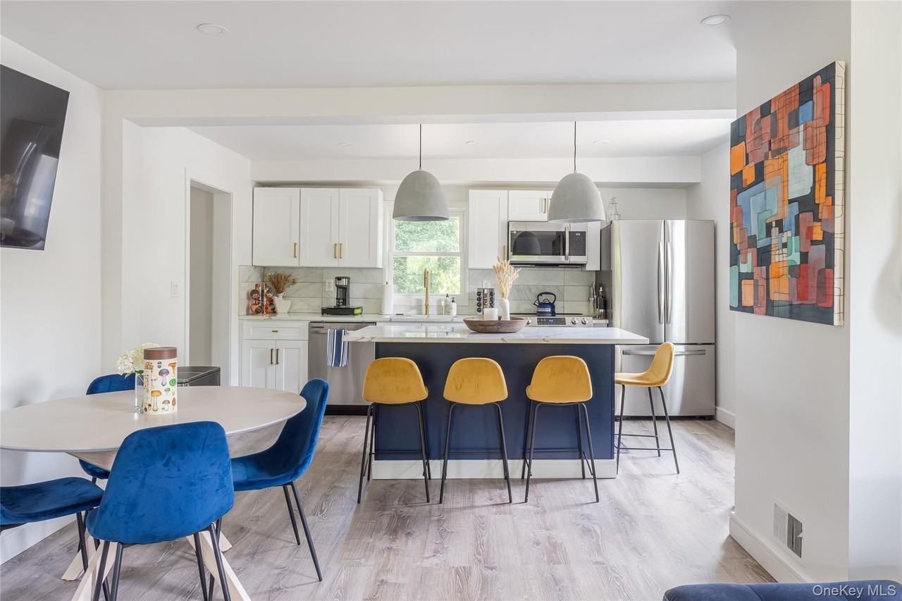 293 Main St #1 - Photo 6 of 39