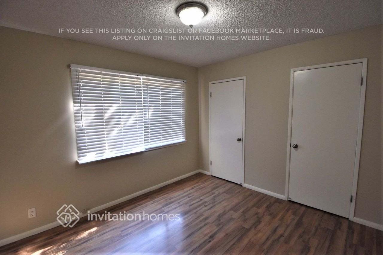 11240 Gaviota Ave - Photo 3 of 6