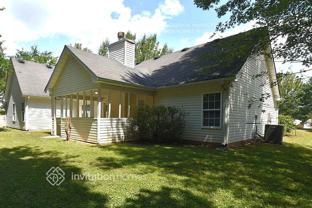 2990 Lenora Springs Dr - Photo 1 of 1