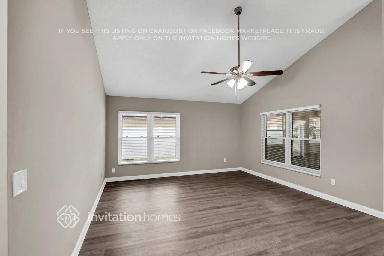 11911 Hickorynut Dr - Photo 3 of 26