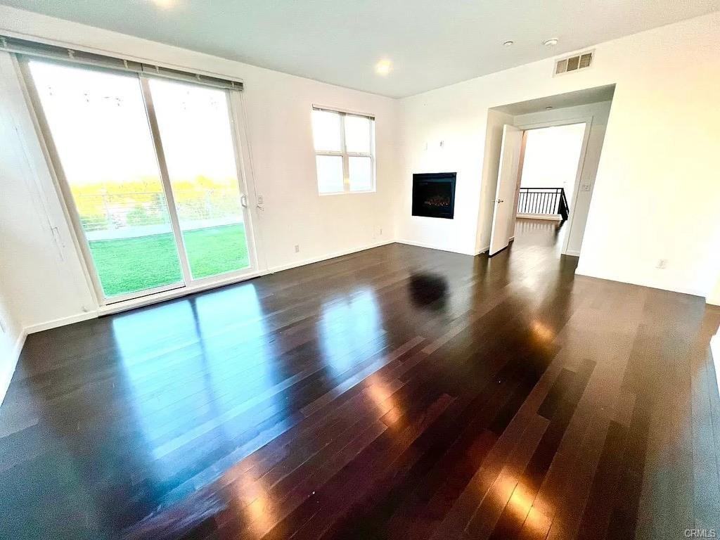 5698 Como Circle #33 - Photo 3 of 8