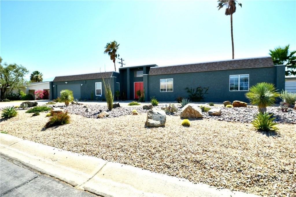 2375 N San Antonio Rd - Photo 2 of 36