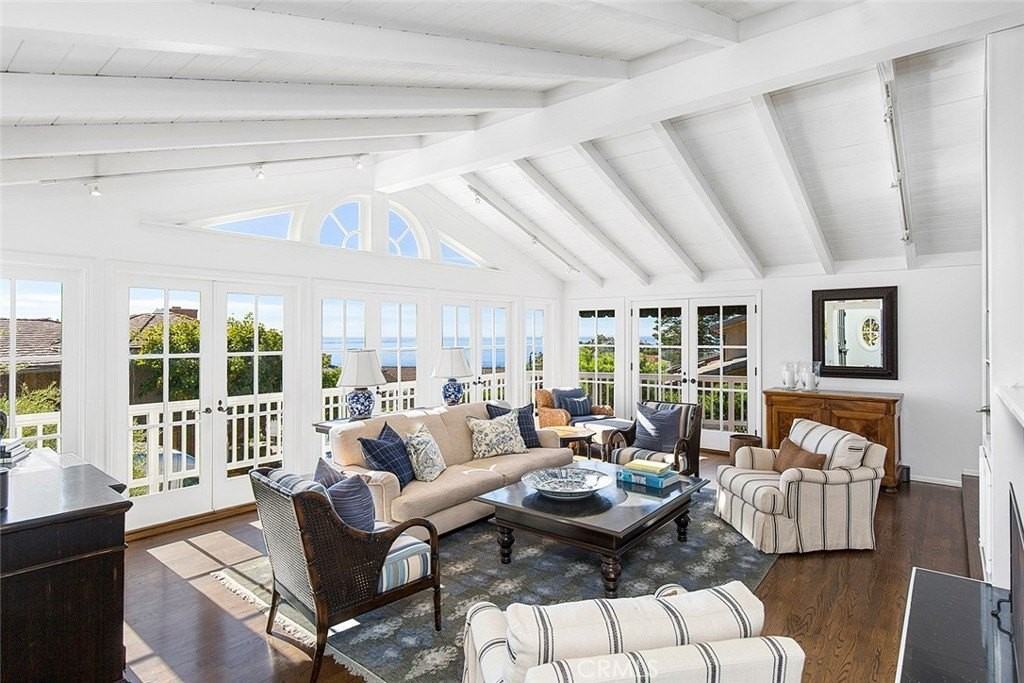 806 Emerald Bay - Photo 7 of 34