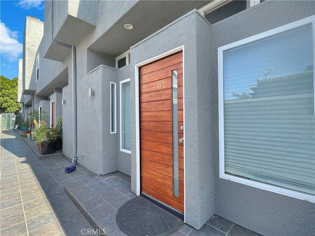 2408 34th Street #6 - Photo 2 of 27