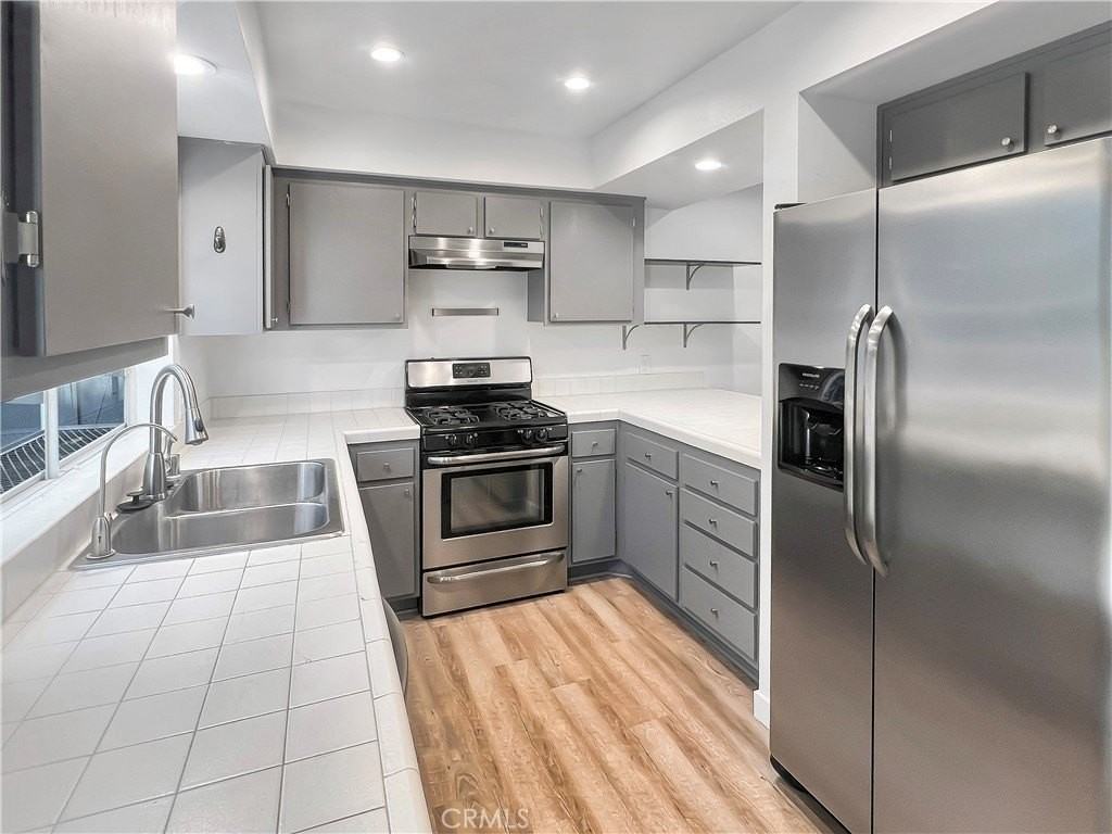 2408 34th Street #6 - Photo 7 of 27