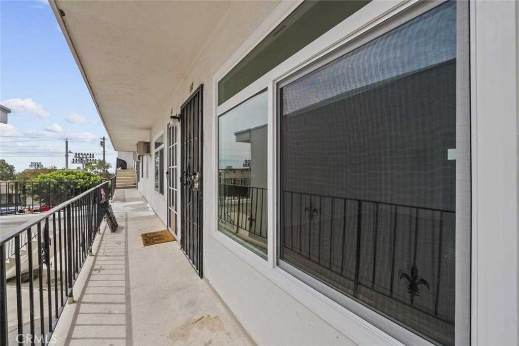 1601 College View Dr #12