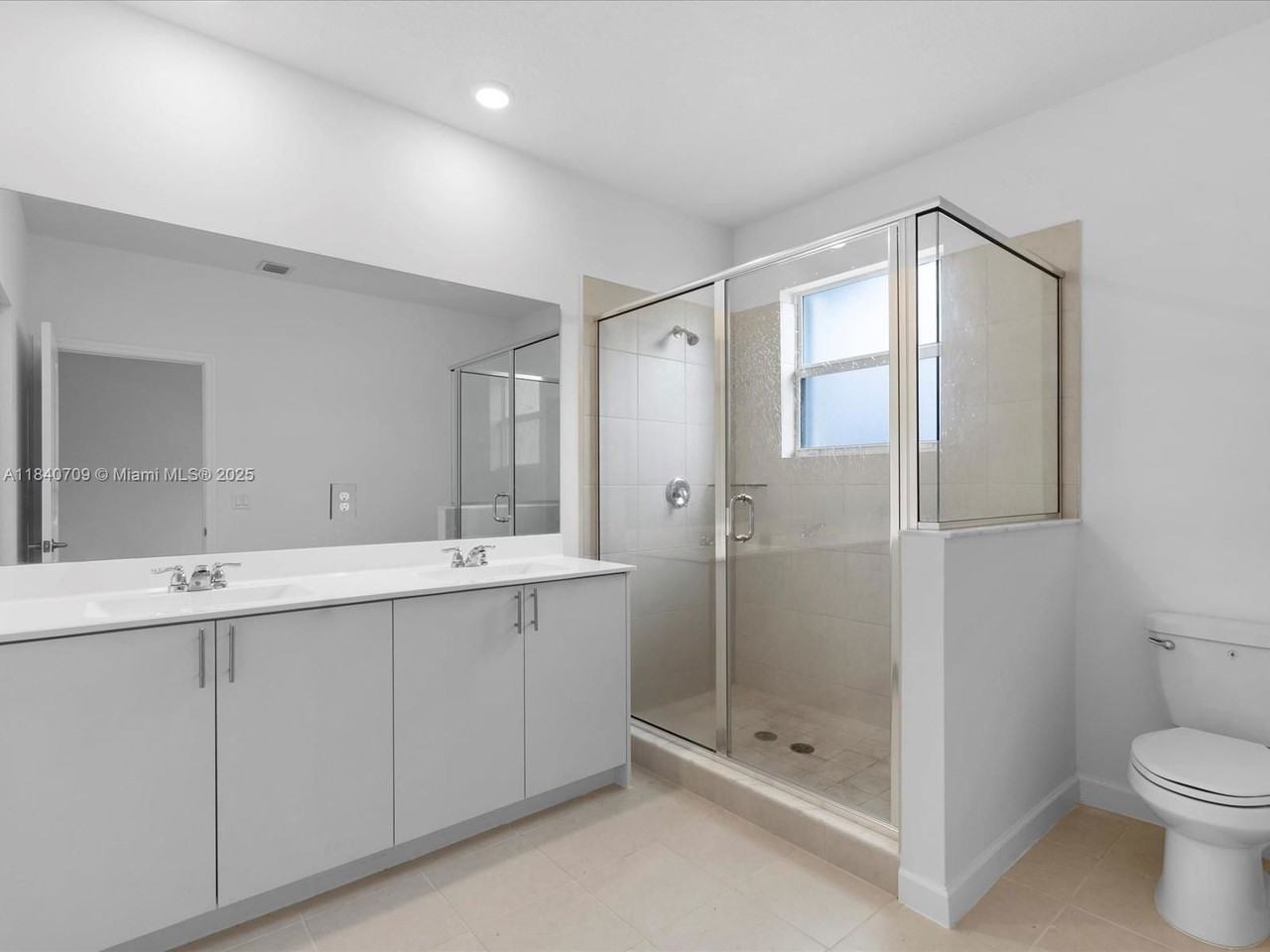 106 Sw 184th Ave - Photo 5 of 6