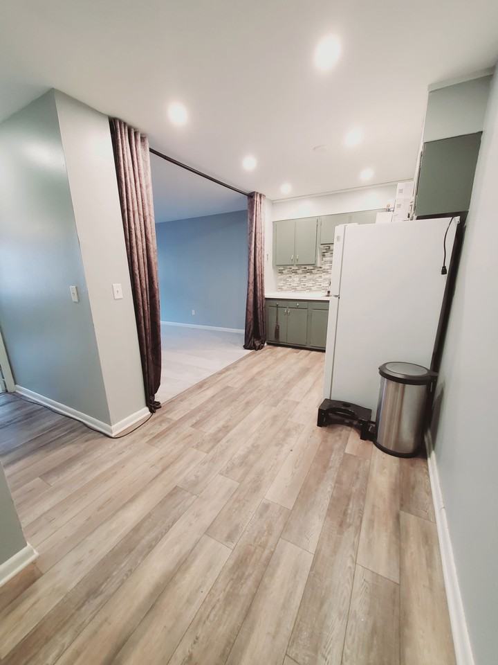 900 Hope St #6 - Photo 4 of 8