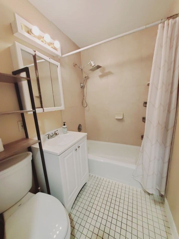 900 Hope St #6 - Photo 6 of 8