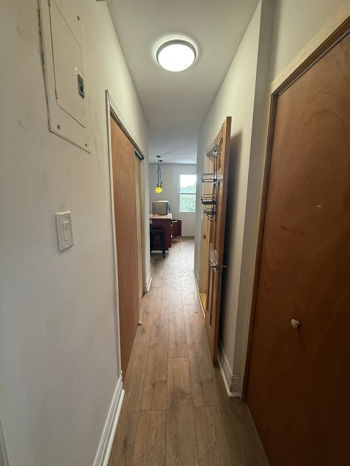 6530 Admiral Ave #2 - Photo 3 of 4
