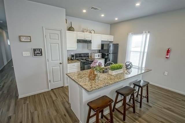 1929 Industry Street - Photo 4 of 12