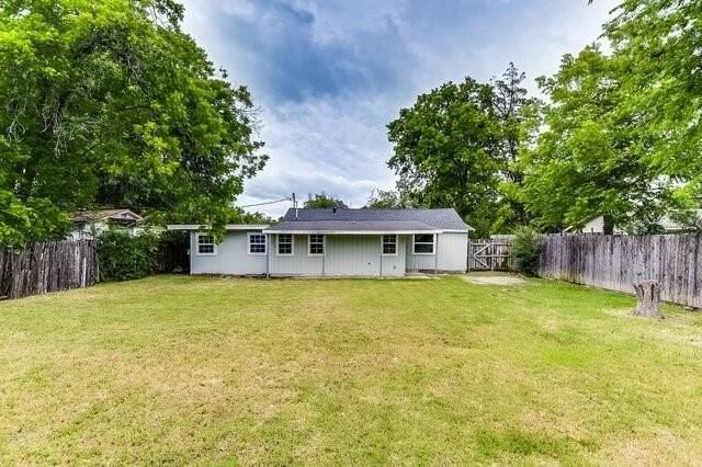 621 Prairie St - Photo 5 of 27