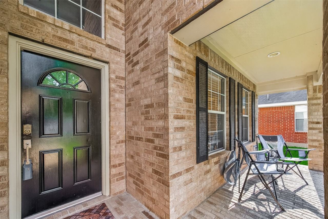 12842 Cooper Breaks Dr - Photo 5 of 36