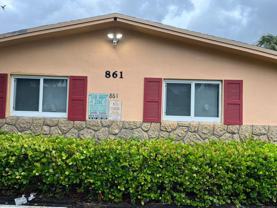 861 Sw 10th Dr - Photo 1 of 1