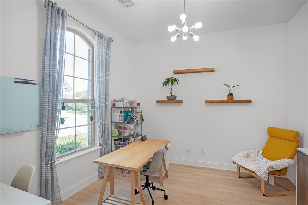 5909 Augustine Rd - Photo 4 of 34