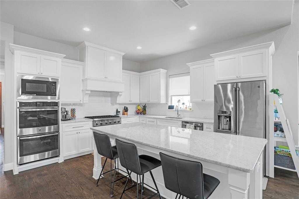 5909 Augustine Rd - Photo 7 of 34