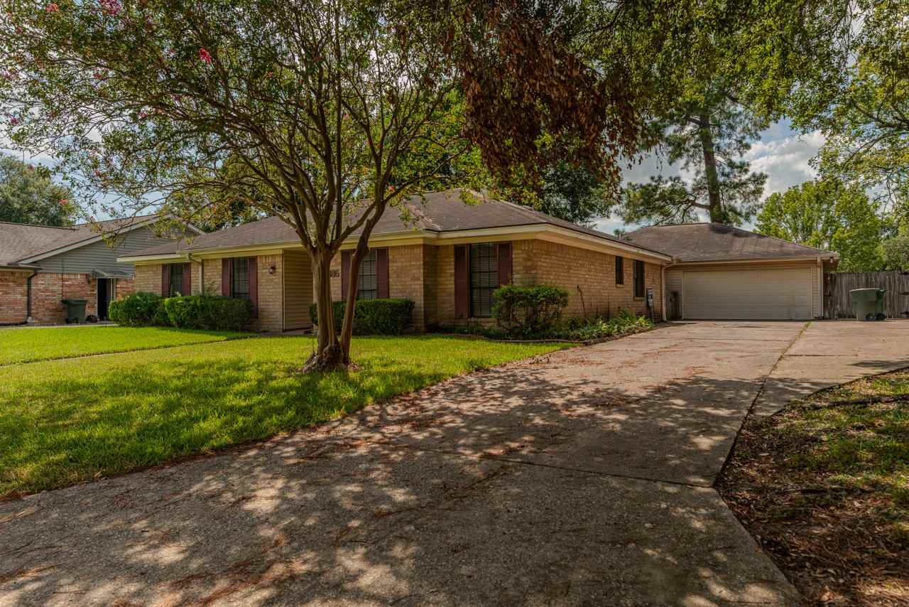 1185 Brandywine St - Photo 2 of 29