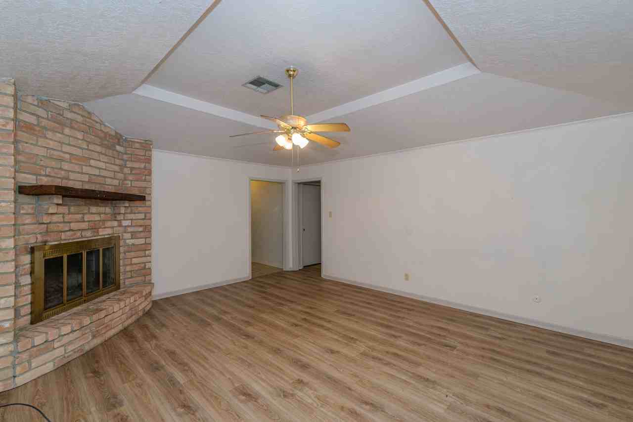 1185 Brandywine St - Photo 6 of 29