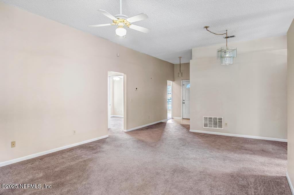 12895 Bentwater Dr - Photo 6 of 30