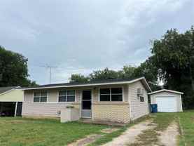 607 W Atchley Ave - Photo 1 of 1