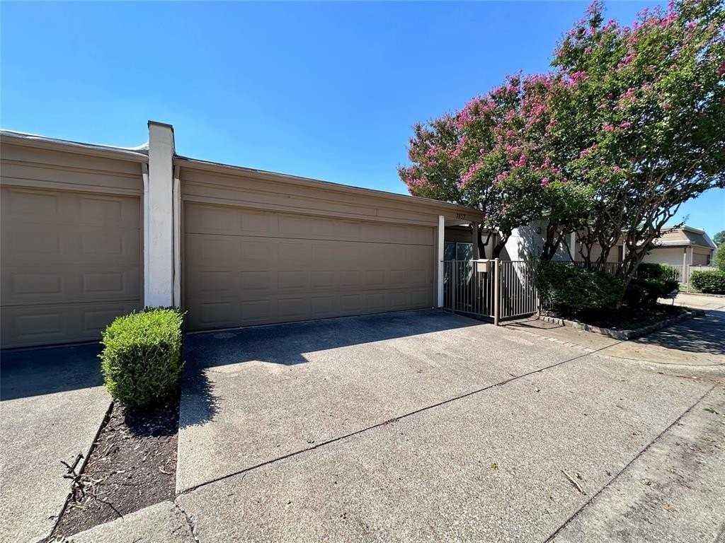 1857 Place One Ln - Photo 2 of 19